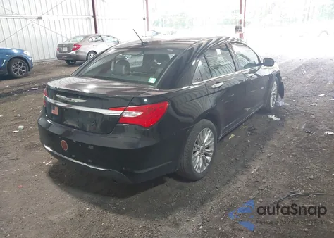 2013 Chrysler 200 Limited из США, поврежденный, VIN 1C3CCBCG3DN674231